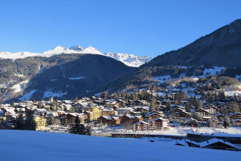 Appartement In Hus Signal Met Prachtig Uitzicht Op De Bergen Klosters Dış mekan fotoğraf