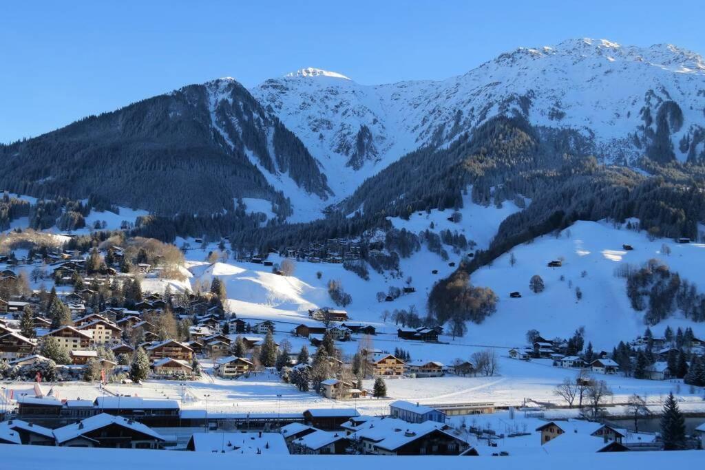 Appartement In Hus Signal Met Prachtig Uitzicht Op De Bergen Klosters Dış mekan fotoğraf